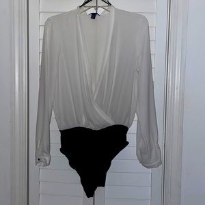 Forever 21 Bodysuit Size M